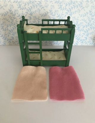 Sylvanian Families Vintage Green Bunk Bed - With Bedding Gc