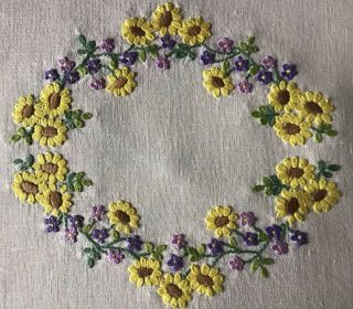 Gorgeous Vintage Linen Hand Embroidered Tray Cloth Daisies/forget Me Nots.