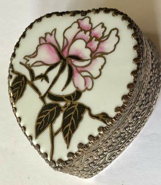 Antique Porcelain Top Ming Or Ching Dynasty Heart Shaped Trinket Box
