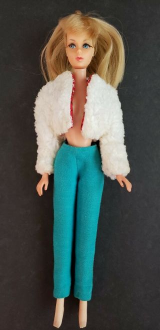 Vintage Barbie Mod Twist N Turn Tnt Doll In Ice Breaker Top