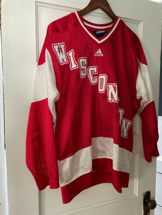 Vintage Adidas Wisconsin Badgers Hockey Jersey (red And White),  Size 48/xl/tall