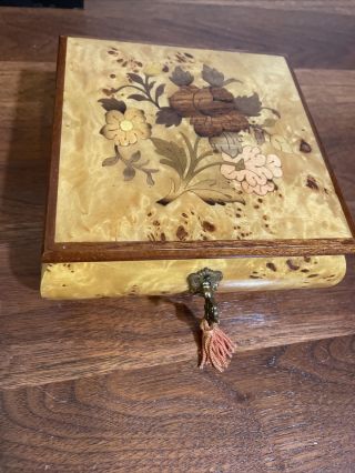 Vintage Swiss Musical Movement By Reuge Made In Italy Floral Inlay Music Box Key