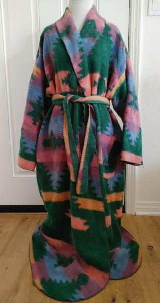 Unisex Vintage 60s 70s Aztec I.  Magnin Fleece Robe Size L Many Flaws Read Descri