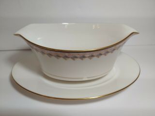Noritake Momentum 7734 Fine China Gravy Boat With Attached Plate