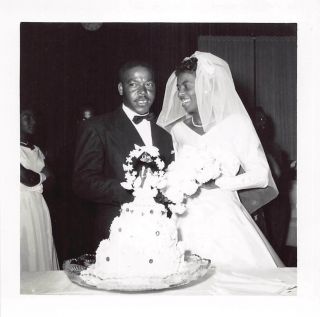Vtg 50s B&w Photo 1950s Wedding Reception African American Bride Groom Cake 18