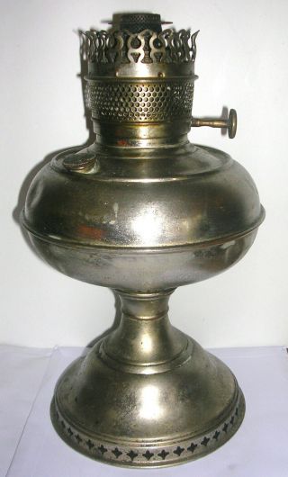 Antique Bradley & Hubbard B&h Oil Lamp 1904 Burner
