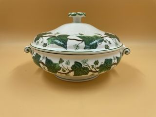 Wedgewood Napoleon Ivy Green Covered Vegetable Casserole Dish Bowl 8 " Round