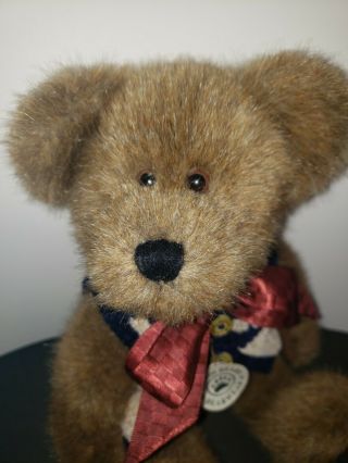 BOYDS BEAR 9in Collectible TEDDY BEAR W WINTER SWEATER VEST W TAGS FOB 2000 EUC 2