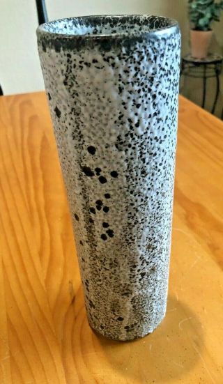 Vintage Pigeon Forge Pottery Crater/textured Glaze Vase Black And White 9.  5 "