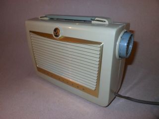 Vintage RCA Portable AM Radio,  Model 6 - BX - 6A,  Circa 1955,  for Repair 2