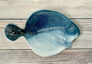 Ann Elizabeth Studio Art Pottery Blue Flounder Fish Plate Trinket Soup Dish Euc
