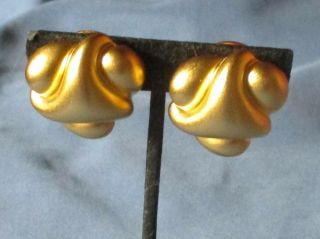Vintage Signed Kjl Kenneth Jay Lane Gold - Tone Metal Clip Earrings