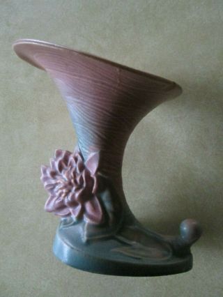 Roseville Pottery Water Lily Pink Cornucopia 177 - 6