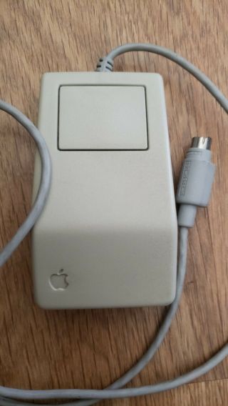 Apple Desktop Bus Mouse I Vintage Macintosh G5431