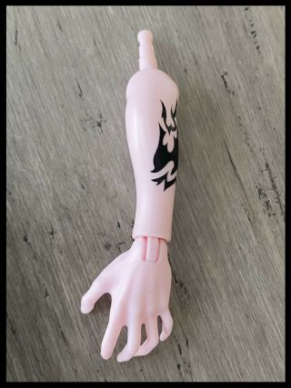 Monster High Doll Cam Create A Monster Vampire Boy Replacement Left Forearm Hand