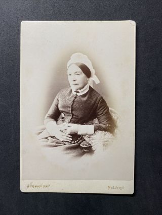 Victorian Photo: Cabinet Card: Older Lady Holding Rosary? May Malvern