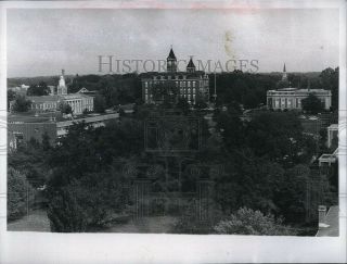 1971 Photo Auburn University Campus Alabama 8x6