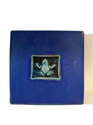 Michael Cohen 2007 Cobalt Blue Art Pottery Tile Frog 5 5/8” Square