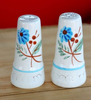 Vintage Stangl Blue Daisy Hand Painted Salt And Pepper Set