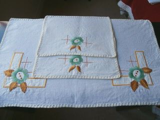 Vintage Irish Linen Table Mat Set Off White With Embroidery Details