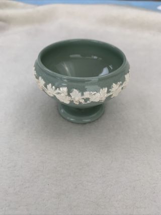 Vintage Green Wedgwood Etruria Barlaston Queensware Salt Pot / Miniature Bowl