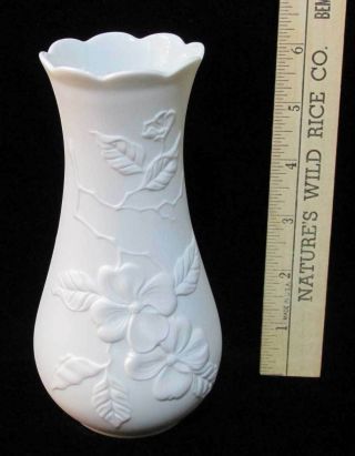 AK Kaiser Bud Vase White Porcelain Embossed Floral Flower Rose Design Vintage 3