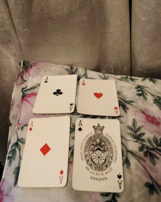 Vintage DE La RUE & Co London playing cards 52 in the pack,  1 sample 2
