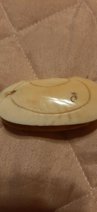 Antique Oriental Hand Carved Clam Shell diarama. 2
