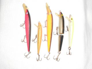 5 Vintage Fishing Lures - Plastic Floaters - Rebel,  Rapala - 3.  5 To 5 Inches