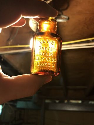 Vintage Antique Ely’s Cream Balm Catarrh Hay Fever Medicine Bottle Great Color