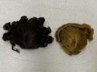Two Small Vtg Synthetic Wigs For Vintage Antique Doll 6” Circumference (12)