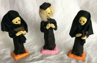 Mexican Day Of The Dead Priest And Nuns - Vintage 1982