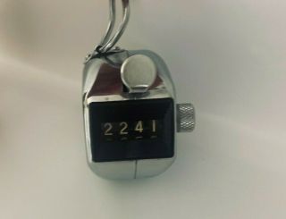VINTAGE THUMB COUNTER HAND TALLY CLICKER,  SILVER,  4 DIGITS 2