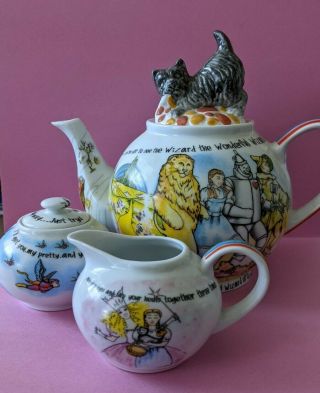 Cardew Design Wizard Of Oz Tea Pot Teapot Toto Lid W/ Milk And Sugar Set (2011)