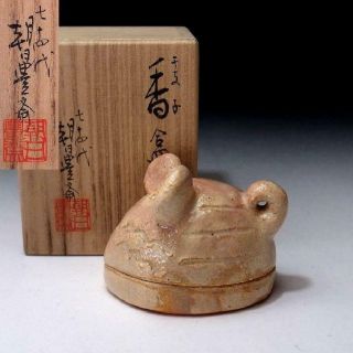 $xf8: Vintage Japanese Incense Case,  Kogo By Famous Potter,  Hosai Asashi,  Bird