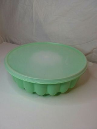 Vintage Tupperware Jell - O Mold /ice Ring Green 1201