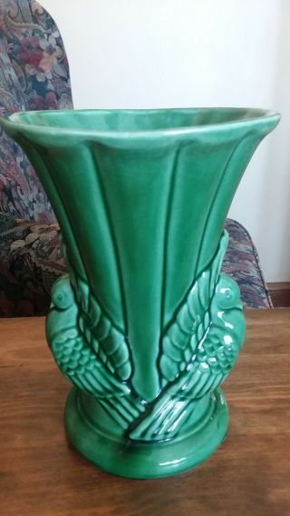 Vintage Shawnee (usa Pottery 829) Green Ceramic Vase Trumpet Shape 2 Doves