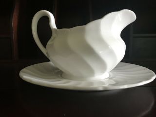 Tuscan Bone China England Whitecliffe Vintage GravyBoat With Attached Plate 3
