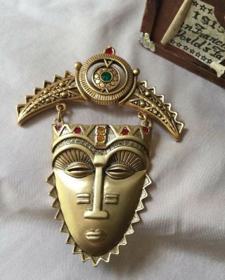 Vintage Signed Avon Aboriginal Pin Brooch Gold gilt metal rhinestones Aztec 2
