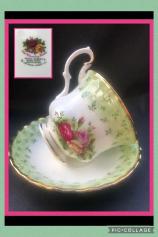Vintage Royal Albert 1962 “old Country Roses” Tea Cup With Green Trim England