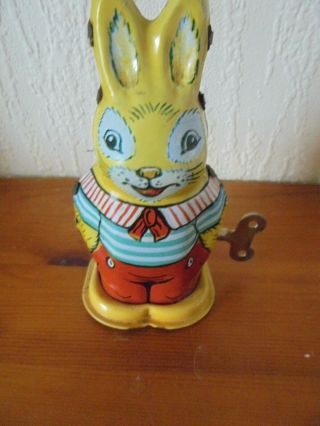 Seriously Scarce Vintage Clockwork Tin Plate Bunny Rabbit (with Key)
