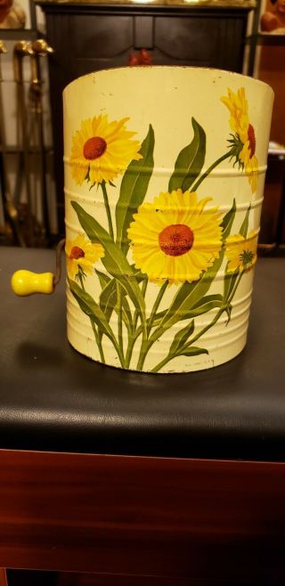 Vintage Tin Hand Crank Flour Sifter With Daisies Design