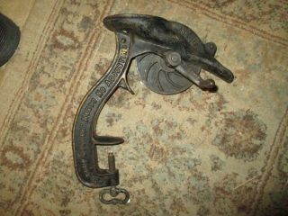 Antique Primitive Enterprise Mfg No.  16 Cherry Stoner Cast Iron Gray Pitter Tool