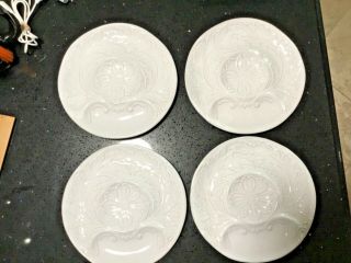 Williams Sonoma Appetizer White Pottery Plates Artichoke Set Of Four (4) 8 3/4 "