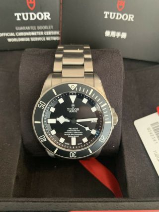 TUDOR Pelagos Men ' s Black Watch - M25600TN - 0001 2