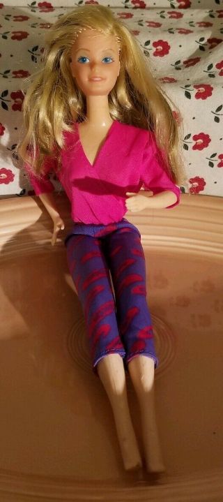 Mattel Barbie Vintage 1966 Blonde Brown Hair Bue Eyes Bend Legs Twist Turn Waist