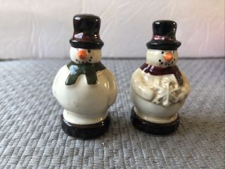 Vintage Ceramic Snowman Salt & Pepper Shakers Set - Xmas Miniatures 1.  75” Tall