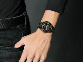 Rado Captain Cook High - Tech Ceramic Black Dial Men ' s Watch R32127162 2