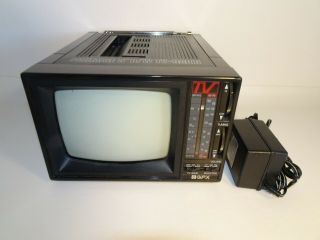 Vintage Gpx Tvp5b Portable 5” Tv Am Fm Radio With Ac Adapter Korea