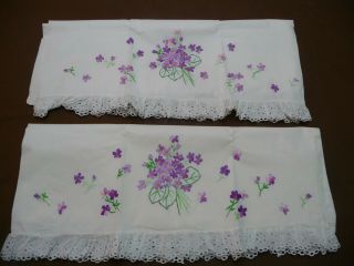 Vintage Pair Pillowcases Embroidered Purple Flowers White Ruffled Edging